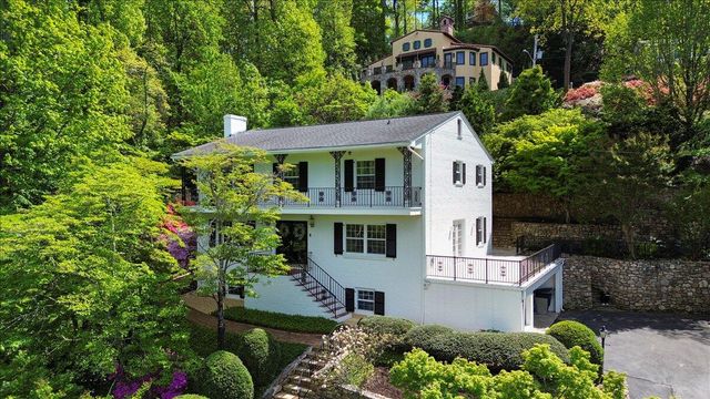 3002 Burnleigh RD, Roanoke, VA 24014