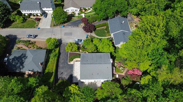 3002 Burnleigh RD, Roanoke, VA 24014
