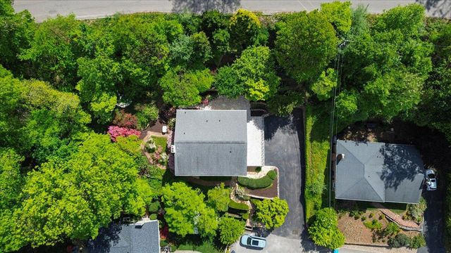 3002 Burnleigh RD, Roanoke, VA 24014