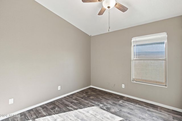 6421 W WAHALLA Lane, Glendale, AZ 85308