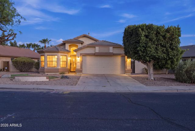 6421 W WAHALLA Lane, Glendale, AZ 85308