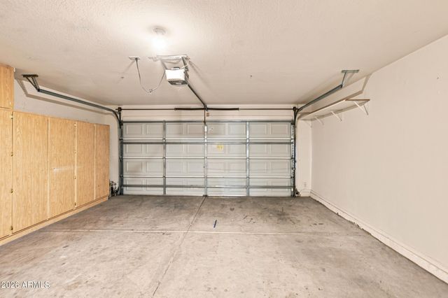 6421 W WAHALLA Lane, Glendale, AZ 85308