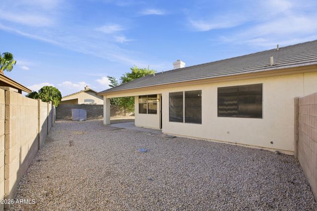 6421 W WAHALLA Lane, Glendale, AZ 85308