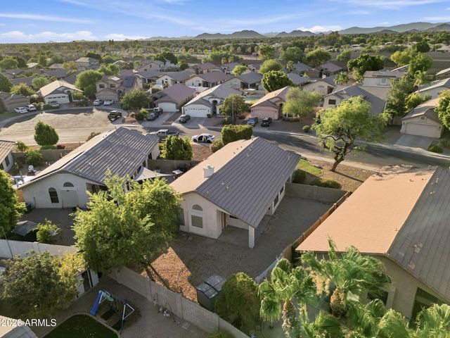 6421 W WAHALLA Lane, Glendale, AZ 85308