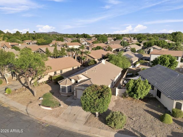 6421 W WAHALLA Lane, Glendale, AZ 85308