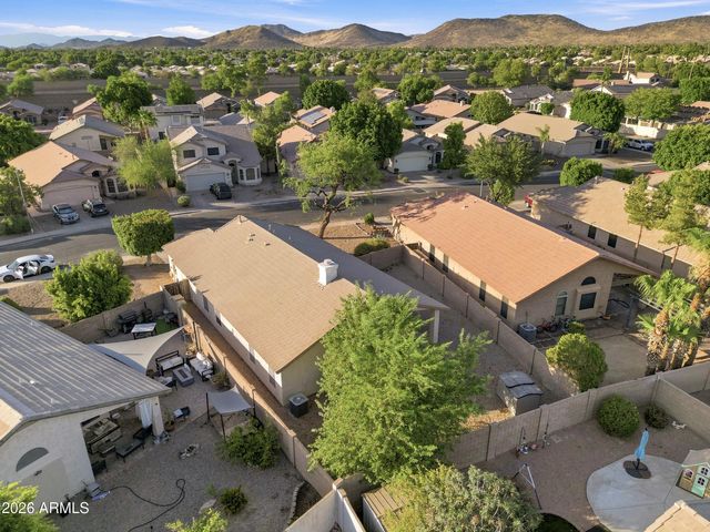 6421 W WAHALLA Lane, Glendale, AZ 85308