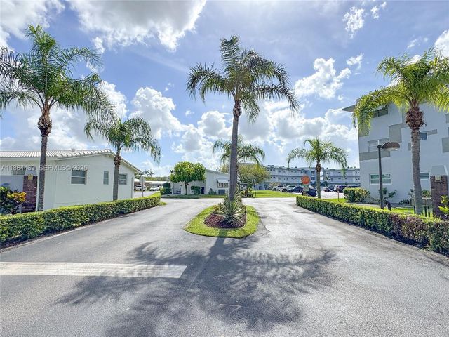 2300 Park Lane 105, Hollywood, FL 33021