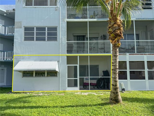 2300 Park Lane 105, Hollywood, FL 33021