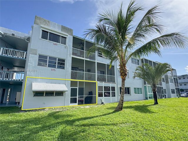 2300 Park Lane 105, Hollywood, FL 33021