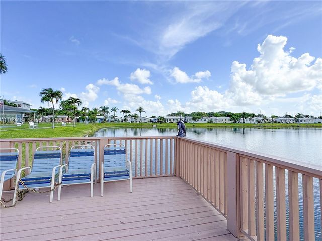 2300 Park Lane 105, Hollywood, FL 33021