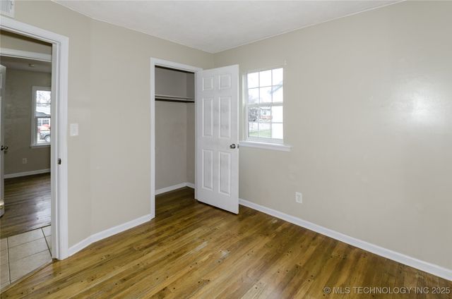 112 W 34th Street, Sand Springs, OK 74063