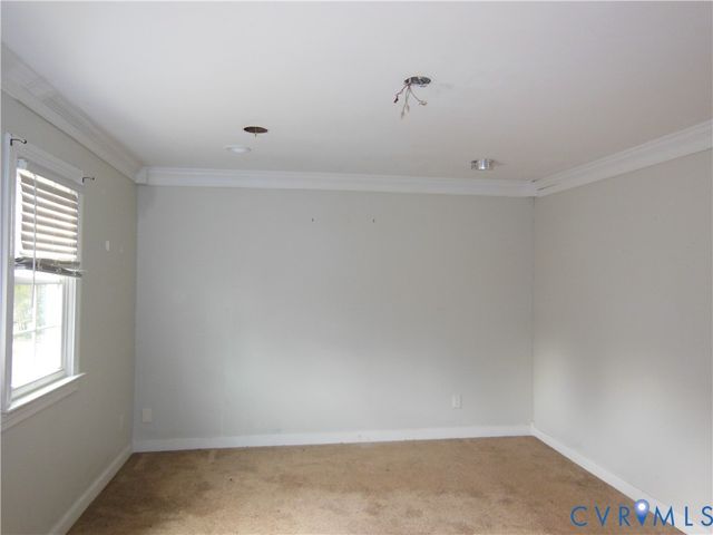 4520 Crossgate Rd, Chester, VA 23831