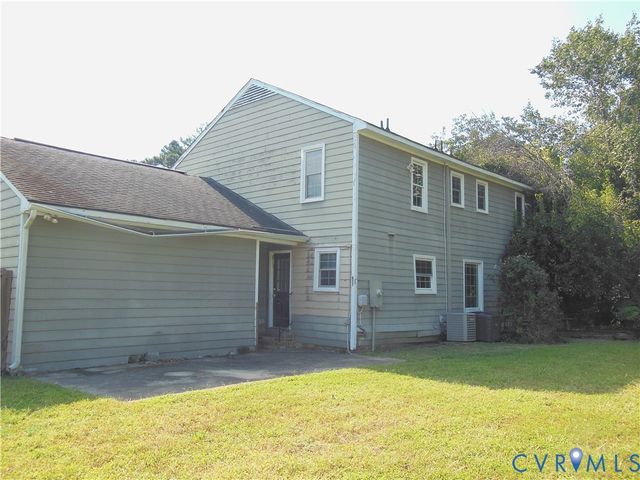 4520 Crossgate Rd, Chester, VA 23831