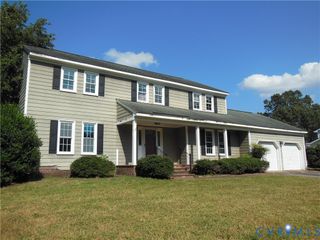 4520 Crossgate Rd, Chester, VA 23831