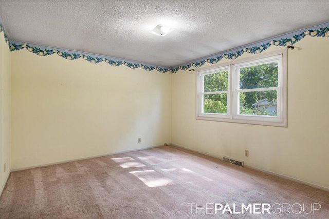 271 Brook Lane Avenue, Holland, MI 49423