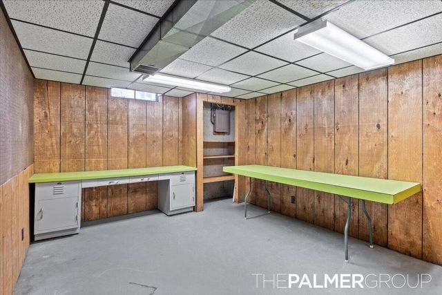 271 Brook Lane Avenue, Holland, MI 49423