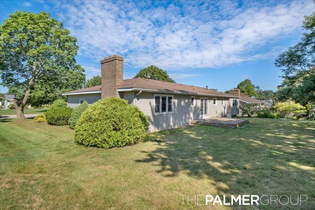 271 Brook Lane Avenue, Holland, MI 49423