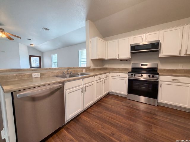 333 LONGHORN WAY, Cibolo, TX 78108