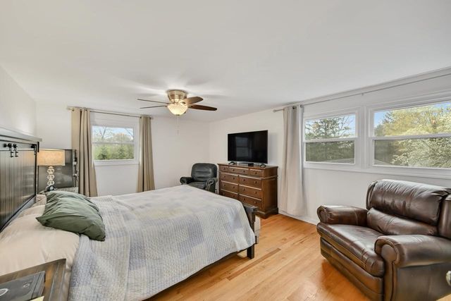 2500 Hemlock ROAD, Glendale, WI 53209