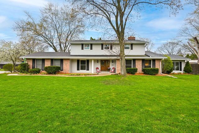 2500 Hemlock ROAD, Glendale, WI 53209