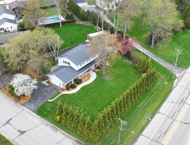 2500 Hemlock ROAD, Glendale, WI 53209