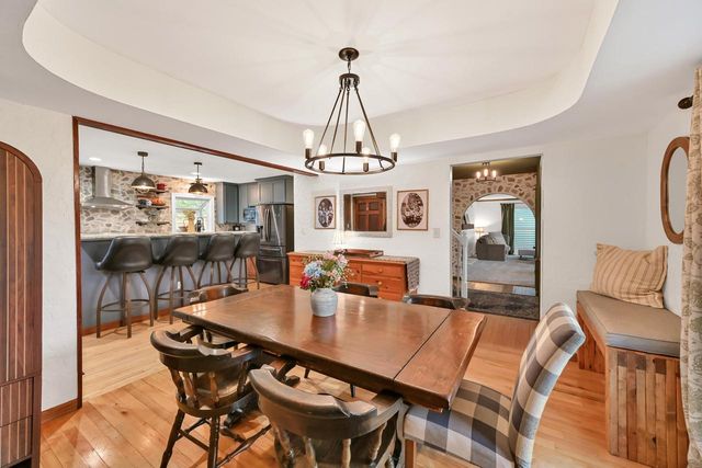 2500 Hemlock ROAD, Glendale, WI 53209