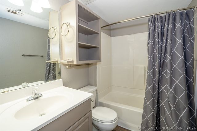 1730 E 67th Street S K204, Tulsa, OK 74136