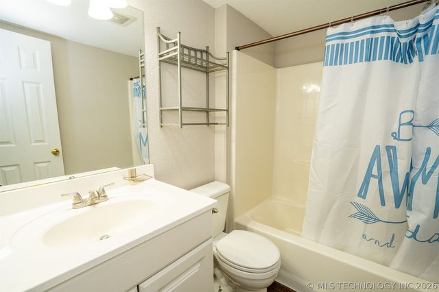 1730 E 67th Street S K204, Tulsa, OK 74136