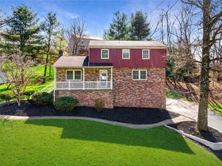 126 Jefferson Dr, Washington Twp, PA 15613