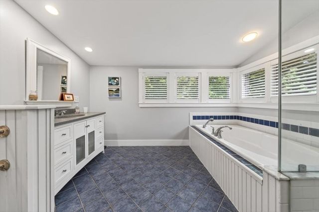 136 South Pleasant, Hingham, MA 02043