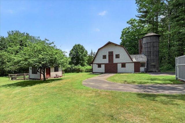 136 South Pleasant, Hingham, MA 02043