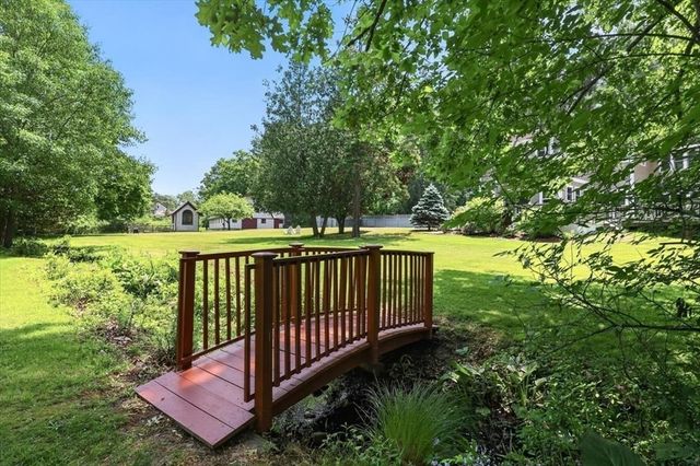136 South Pleasant, Hingham, MA 02043