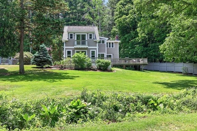 136 South Pleasant, Hingham, MA 02043