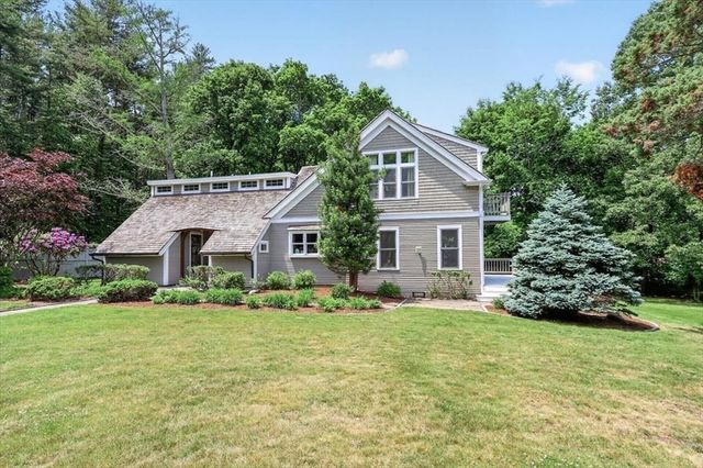136 South Pleasant, Hingham, MA 02043