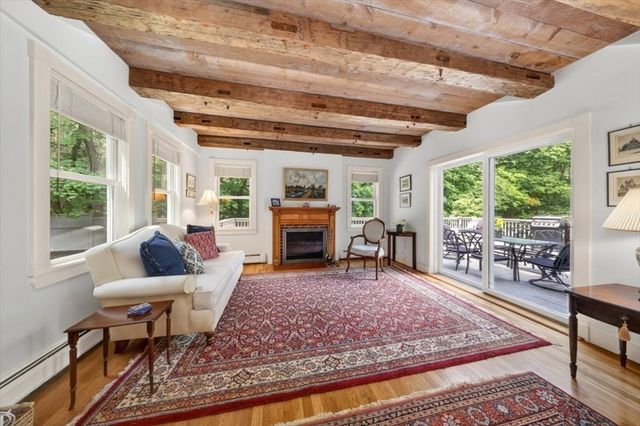 136 South Pleasant, Hingham, MA 02043