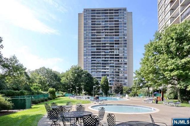 5 Horizon Road 1403, Fort Lee, NJ 07024