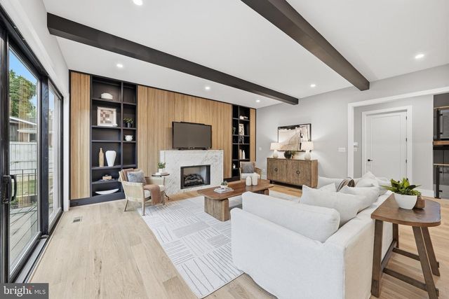 1806 BARBEE ST, Mclean, VA 22101