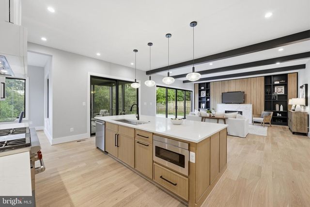 1806 BARBEE ST, Mclean, VA 22101