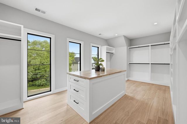 1806 BARBEE ST, Mclean, VA 22101
