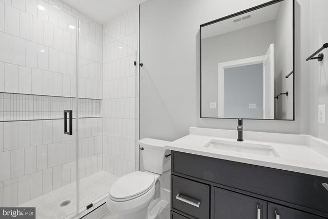 1806 BARBEE ST, Mclean, VA 22101