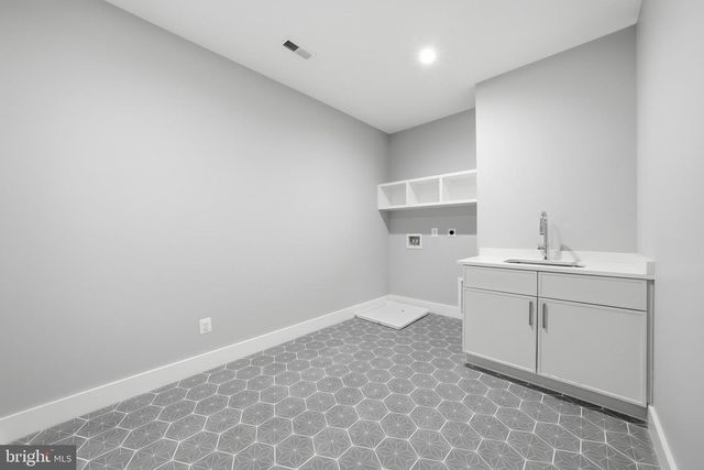 1806 BARBEE ST, Mclean, VA 22101