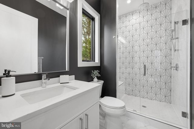 1806 BARBEE ST, Mclean, VA 22101