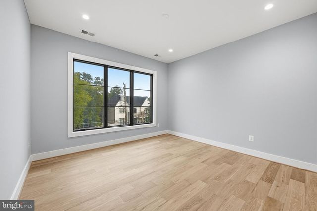 1806 BARBEE ST, Mclean, VA 22101
