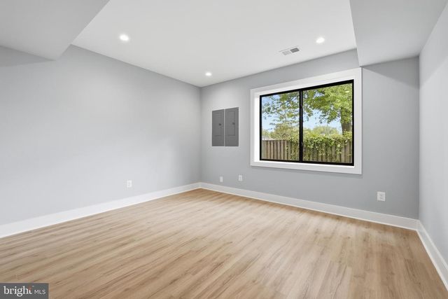 1806 BARBEE ST, Mclean, VA 22101