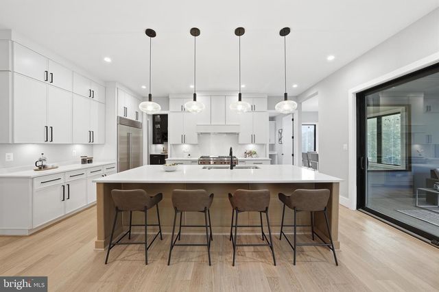 1806 BARBEE ST, Mclean, VA 22101