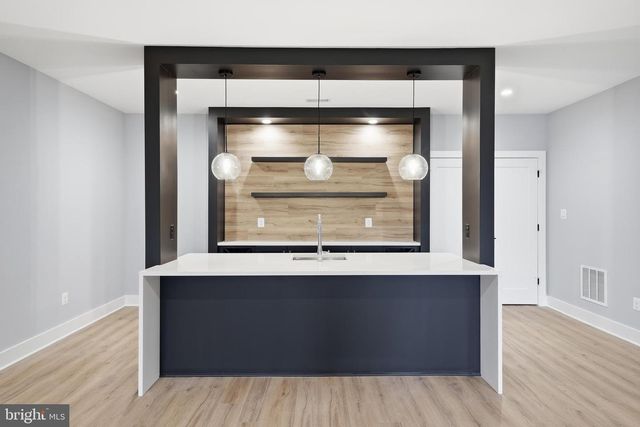 1806 BARBEE ST, Mclean, VA 22101