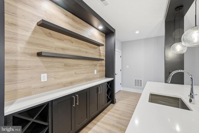 1806 BARBEE ST, Mclean, VA 22101