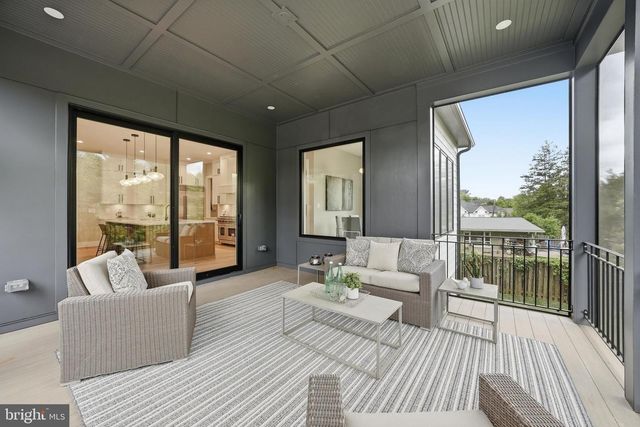 1806 BARBEE ST, Mclean, VA 22101