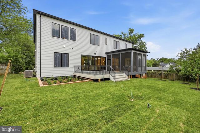 1806 BARBEE ST, Mclean, VA 22101