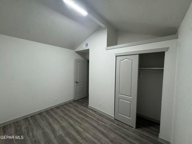 7013 ECHO CLIFFS Drive, El Paso, TX 79912